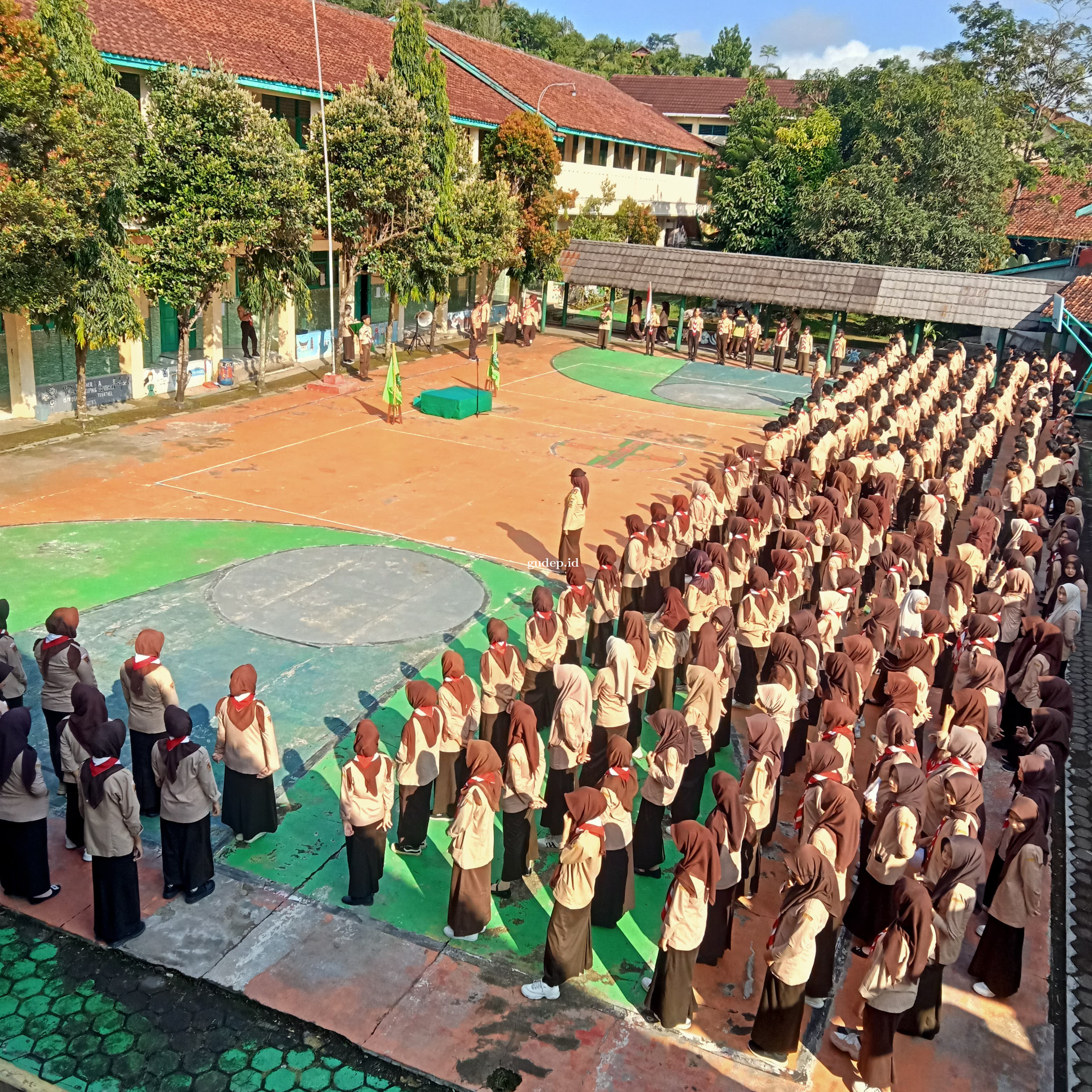 Pelantikan Bantara Umum SMK Darussalam Karangpucung: Membent...